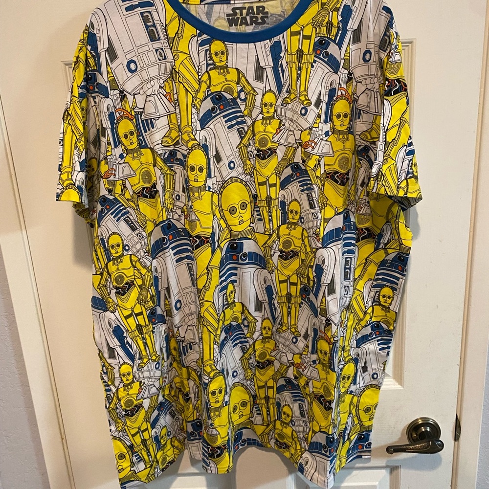 Star Wars C-3PO & R2-D2 Allover Short Sleeve Tee - Yellow/Blue